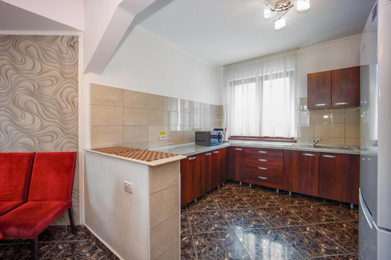 Hotel Amedeia Bran  Esterno foto